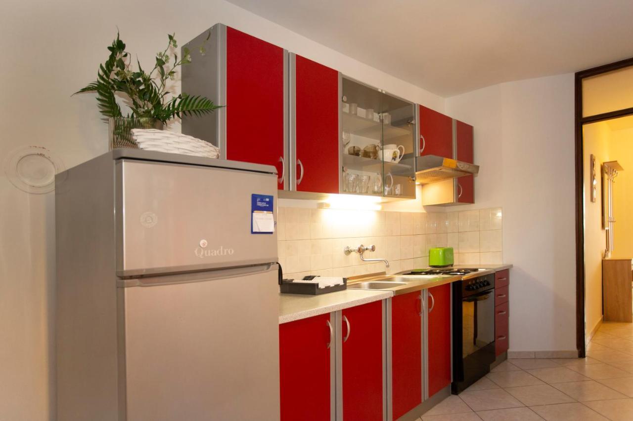 Apartment Kika Pula Exterior photo