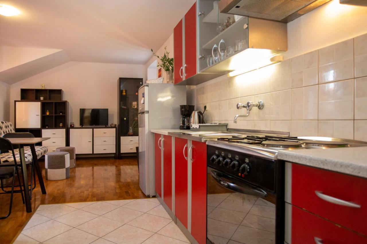 Apartment Kika Pula Exterior photo